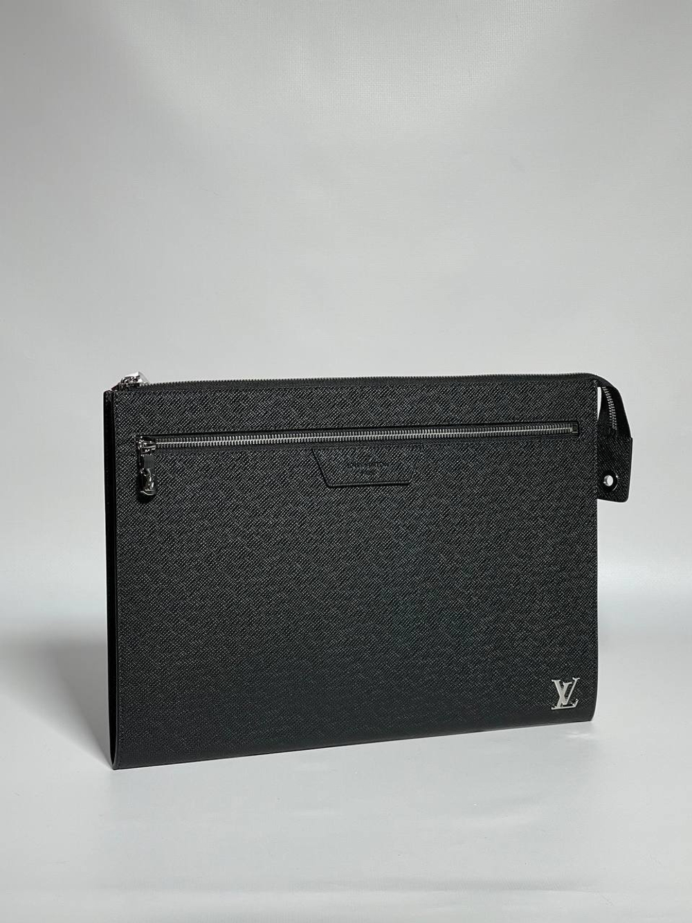 Клатч Louis Vuitton