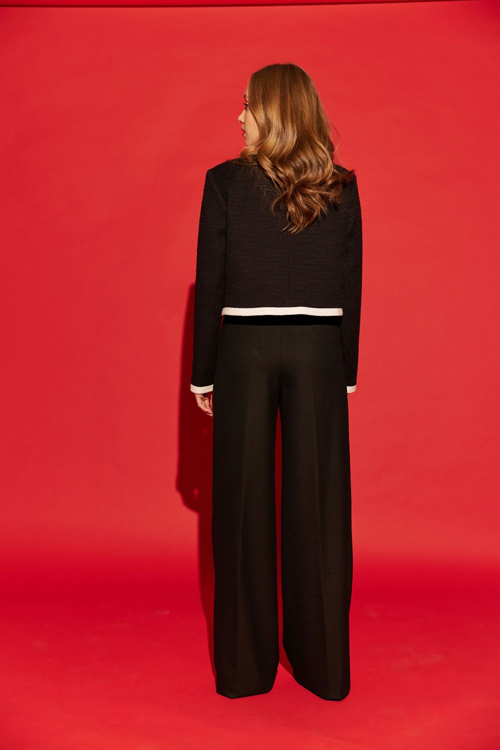 Пиджак твидовый черный с белой отделкой