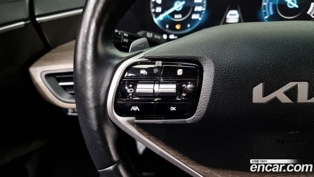 Kia K8 Hybrid Noblesse (01.2022)