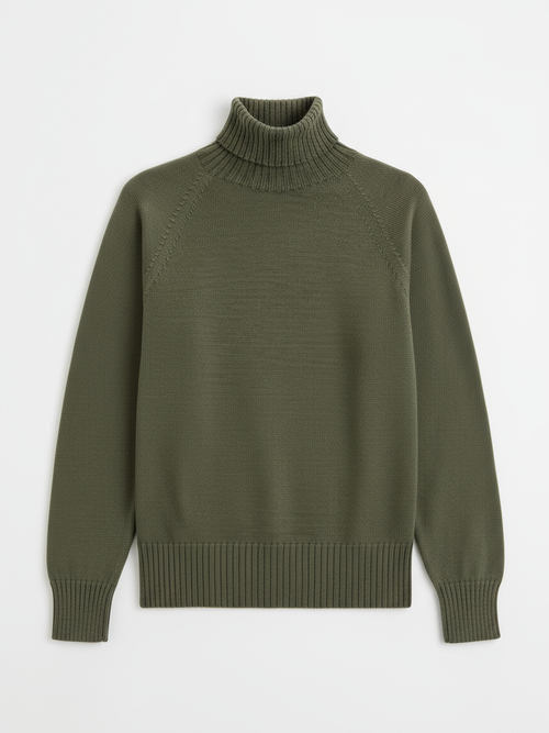 Свитер с высокой горловиной в рубчик