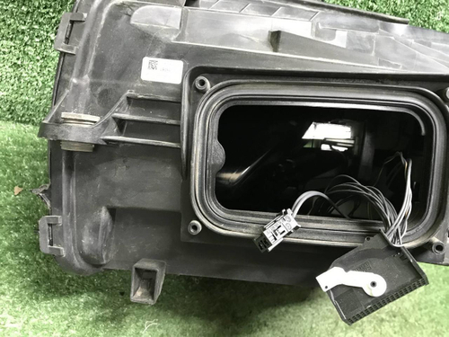 Битая Фара правая Mercedes GLC X253 (15-19) LED