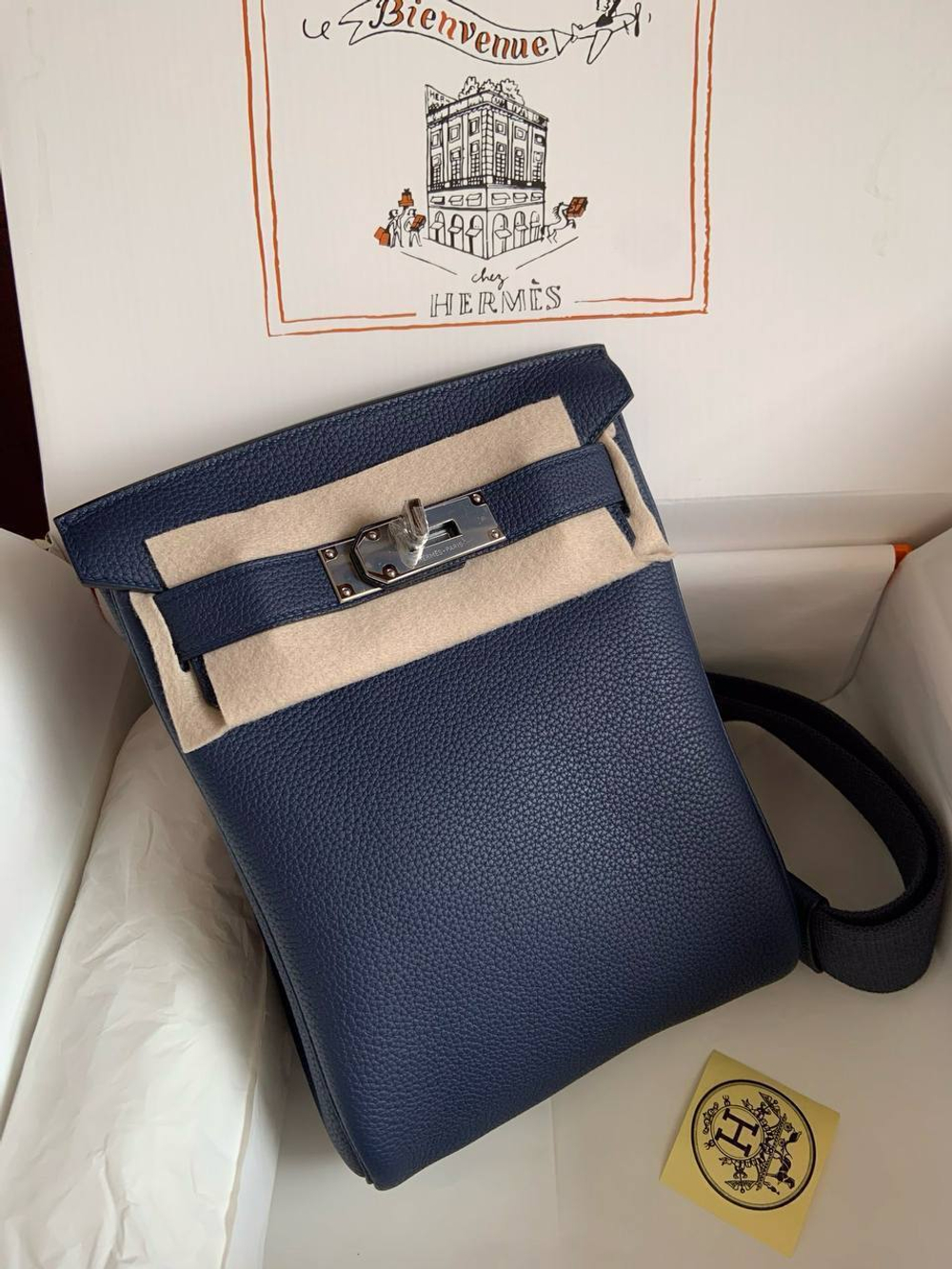 Сумка-слинг Hermes, арт. 483163123