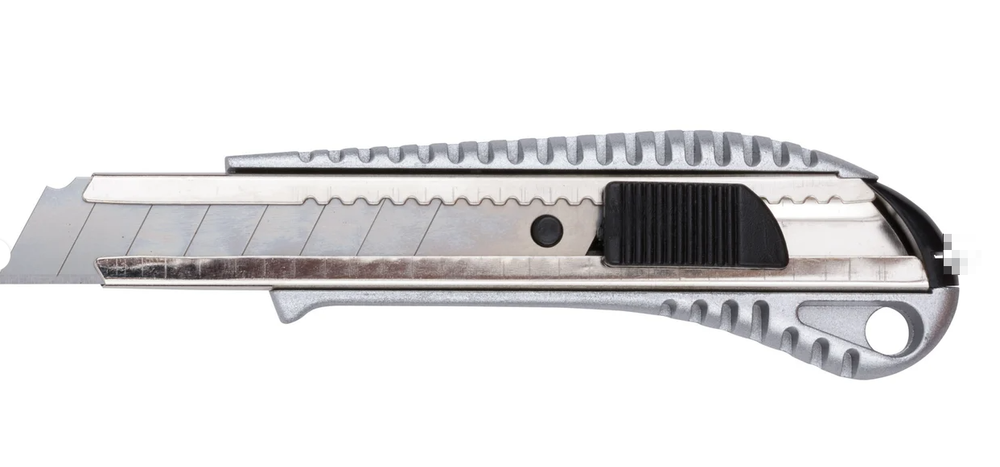 Технический нож FIT IT 18 мм усиленный, металлический корпус 10250