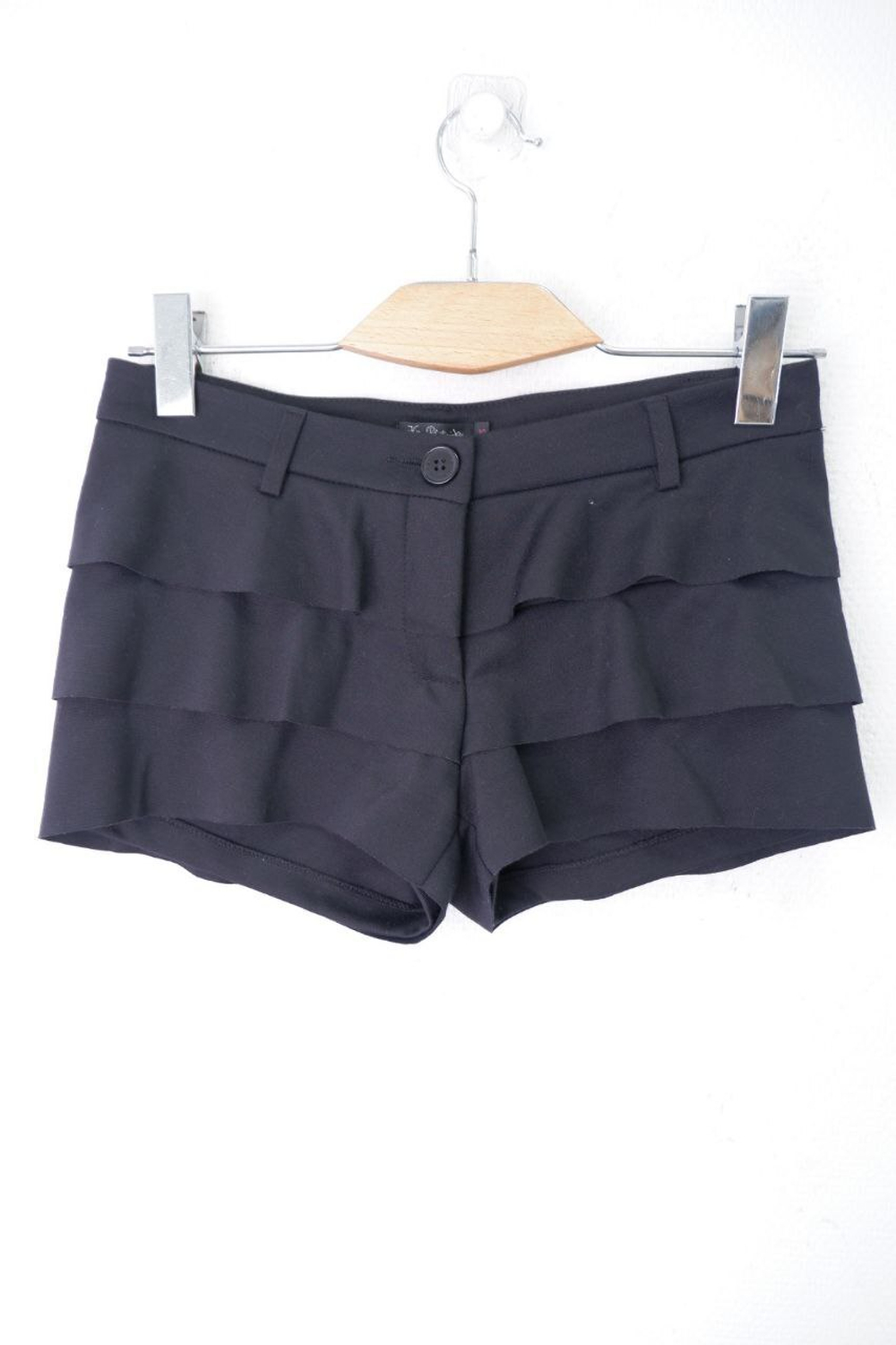 Шорты Kira Plastinina с рюшами 42 размер