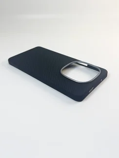 Карбоновый чехол для IQOO 13 с MagSafe черные полосы (Black stripes)