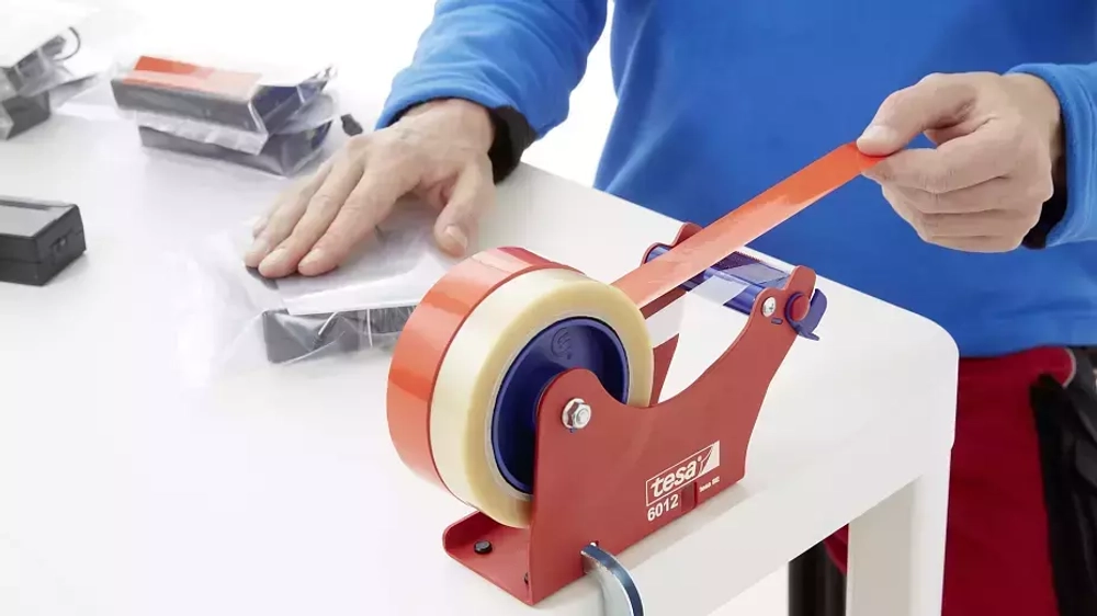 Диспенсер для размотки клейких лент tesa® 6012, настольный