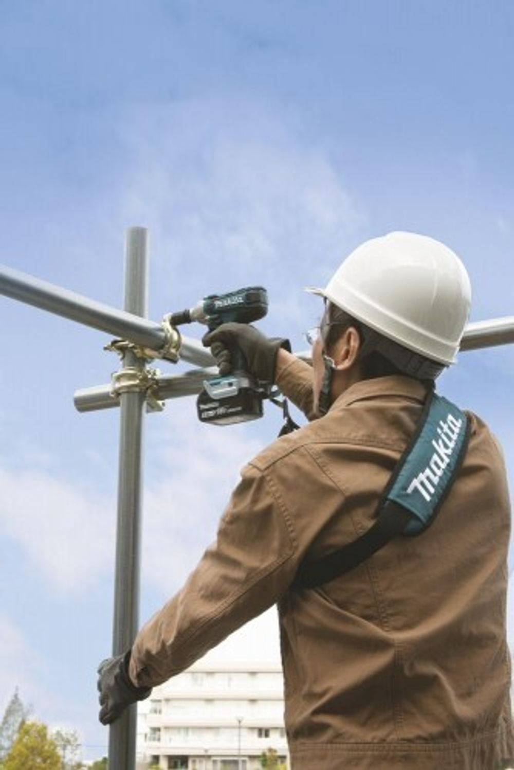 Гайковерт аккумуляторный MAKITA DTW190RME ударный