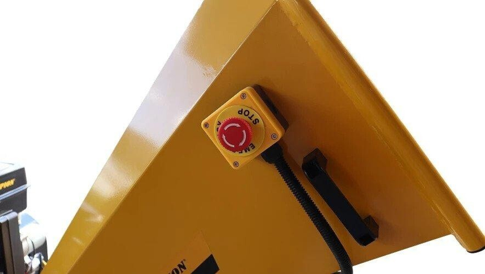 Бензиновый измельчитель Champion CH1211E