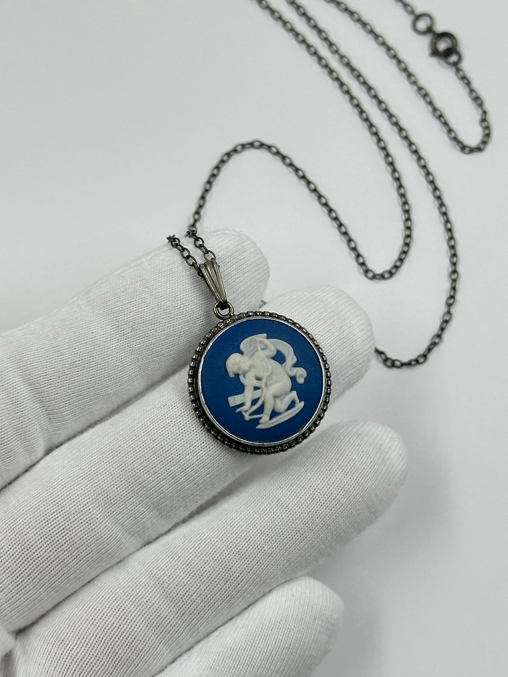 Кулон Wedgwood