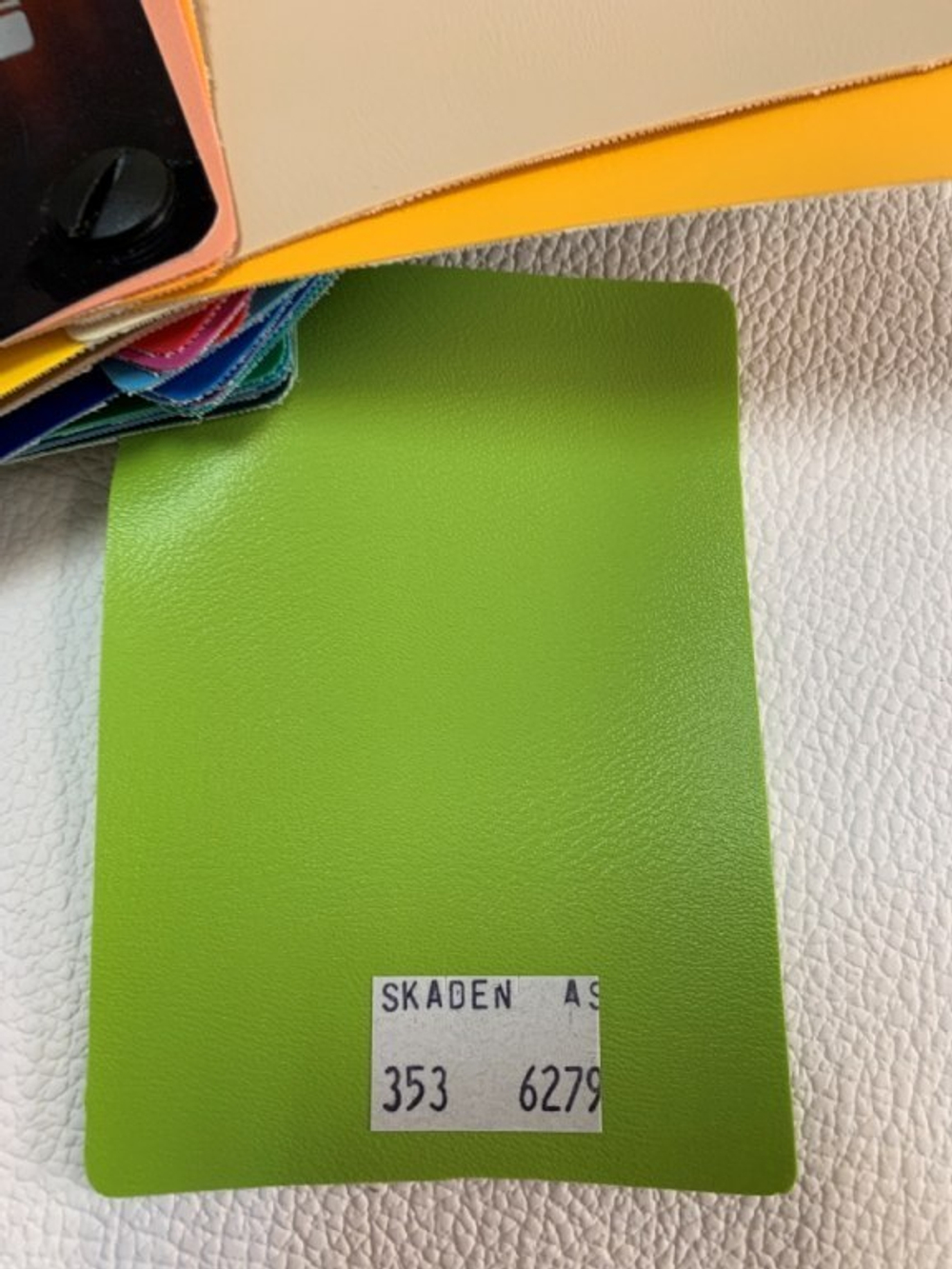 Искусственная кожа Skaden (Скаден) B353/6279/AS