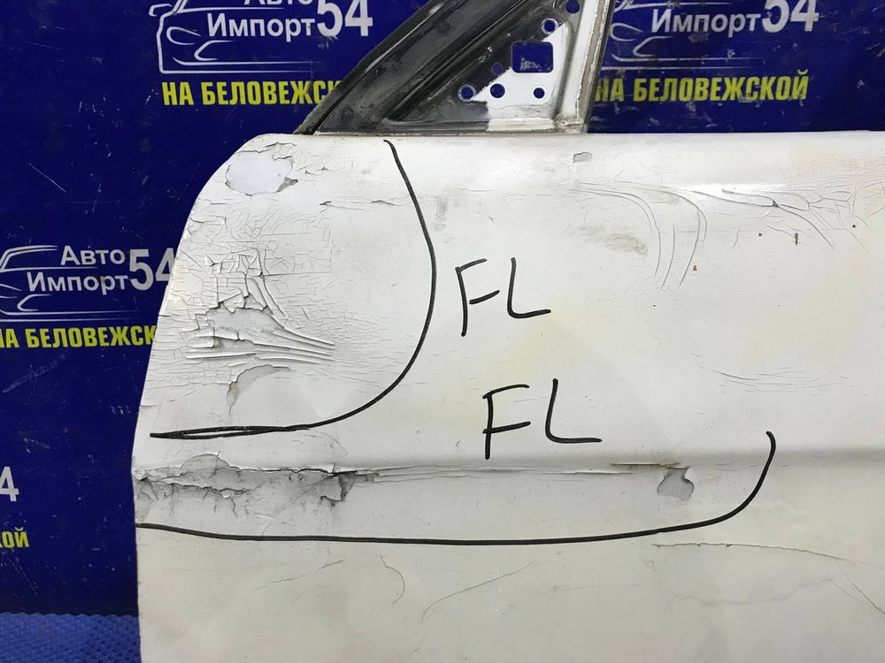 Дверь передняя левая TOYOTA CORSA 1997