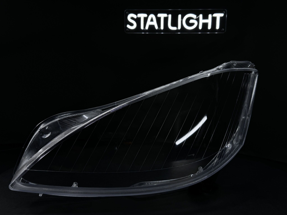 Левое стекло фары Mercedes W221LK 2005-2009