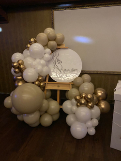 Фотозона на мольберте для Гендер-пати