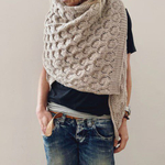 Описание по вязанию шали спицами "Rosy"