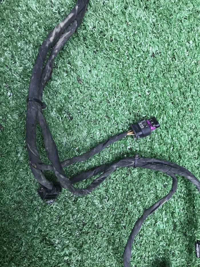 Проводка заднего бампера Audi Q7 2 (2015-н.в.)