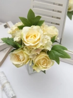 Букет искусственных роз