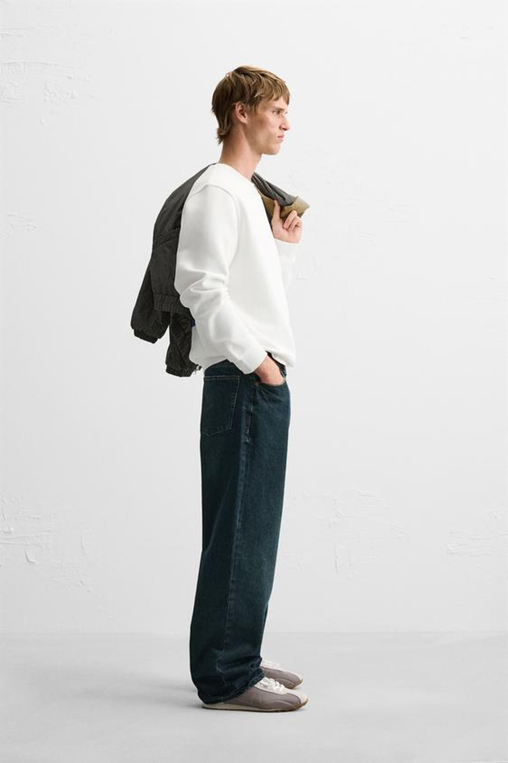 ZARA ТОЛСТОВКА С ПРИНТОМ «ЖУРНАЛ YORK», ЭКРЮ