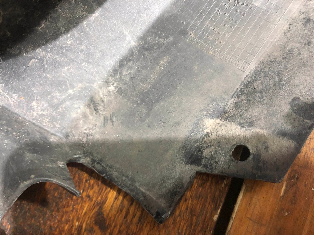 Бампер передний BMW 1-Series (F20) 15-17 Б/У Оригинал 51117371735