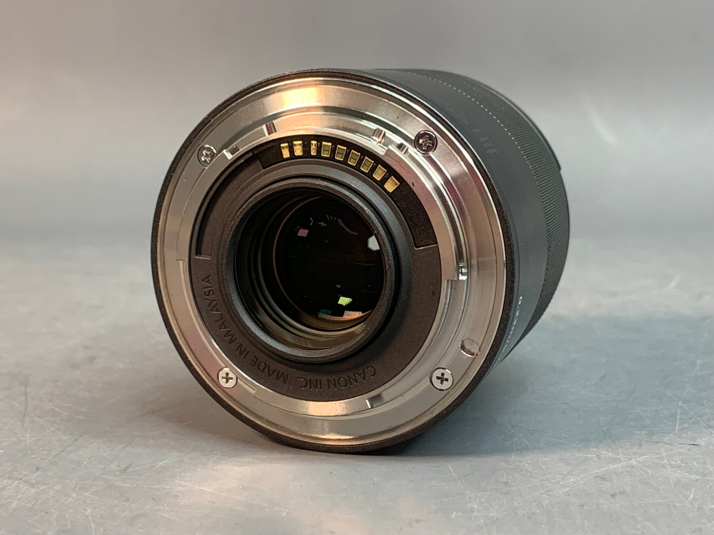 Canon EF-M 32mm f/1.4 STM