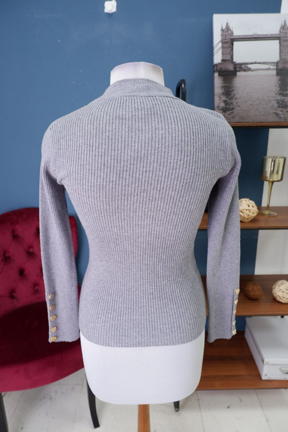 Джемпер базовый 42 размер