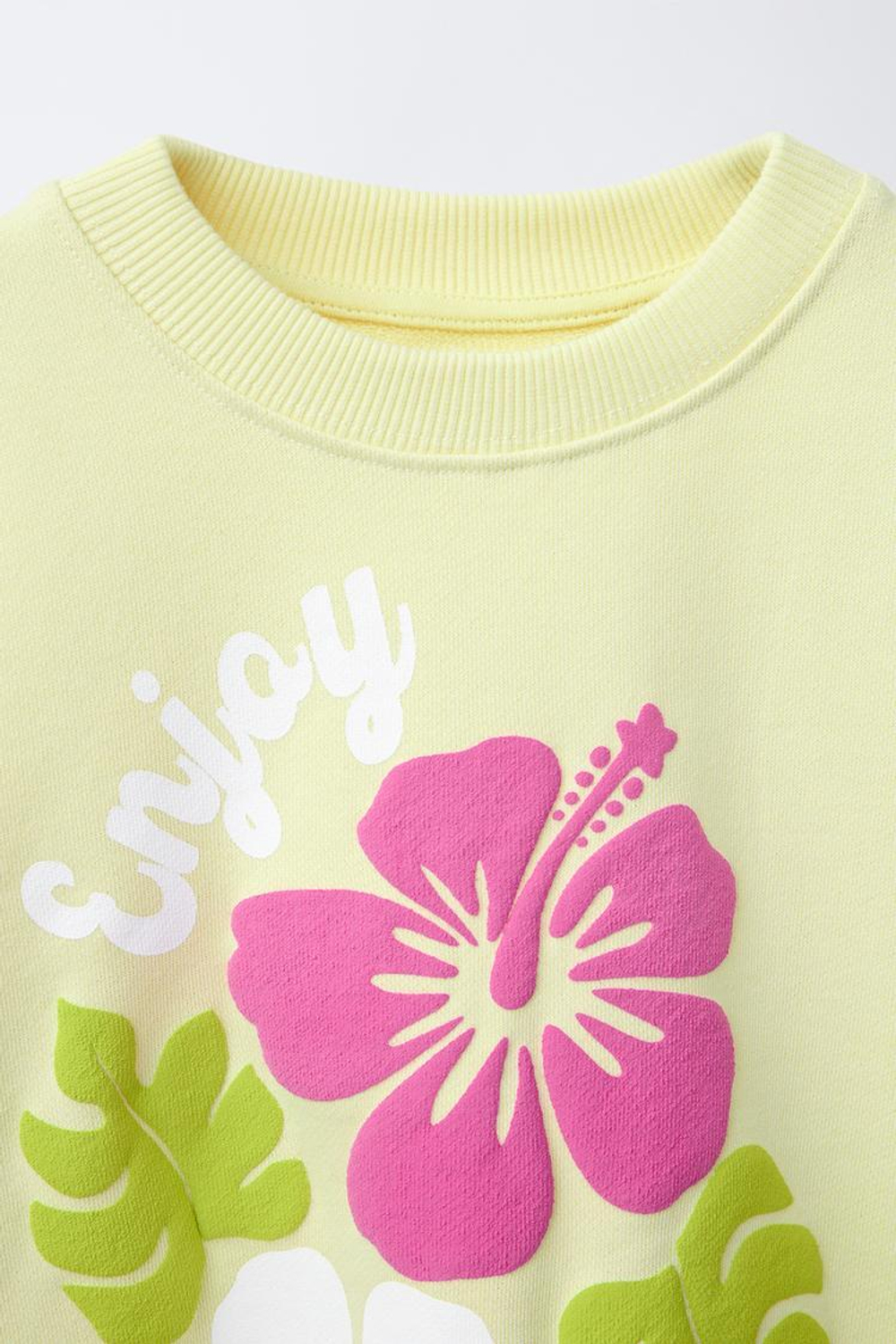 ZARA ТОЛСТОВКА С РЕЛЬЕФНЫМ ЦВЕТОЧНЫМ УЗОРОМ, СВЕТЛО-ЗЕЛЕНЫЙ