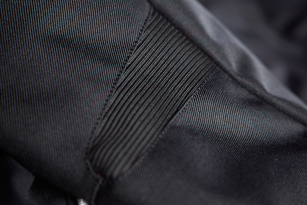 Мотокуртка - ICON HELLA 2 (женская, текстиль, черная)