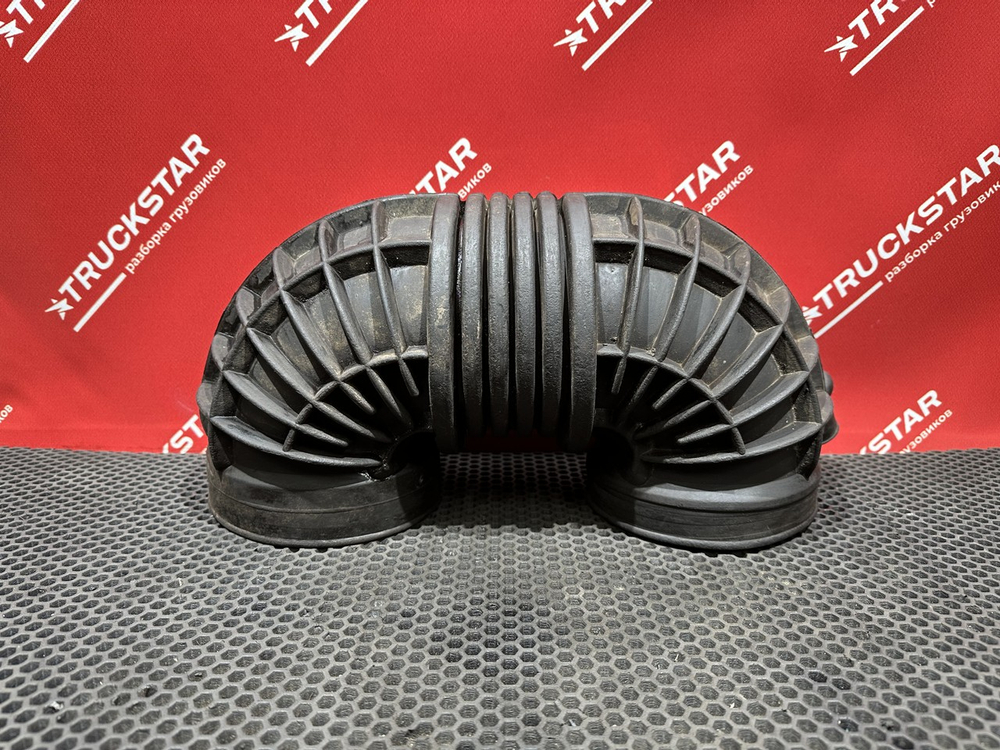 Патрубок воздушного фильтра