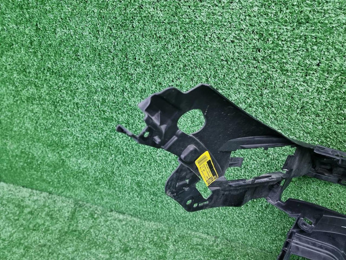 Кронштейн перед. бампера BMW X5 G05 18-23 M-paket