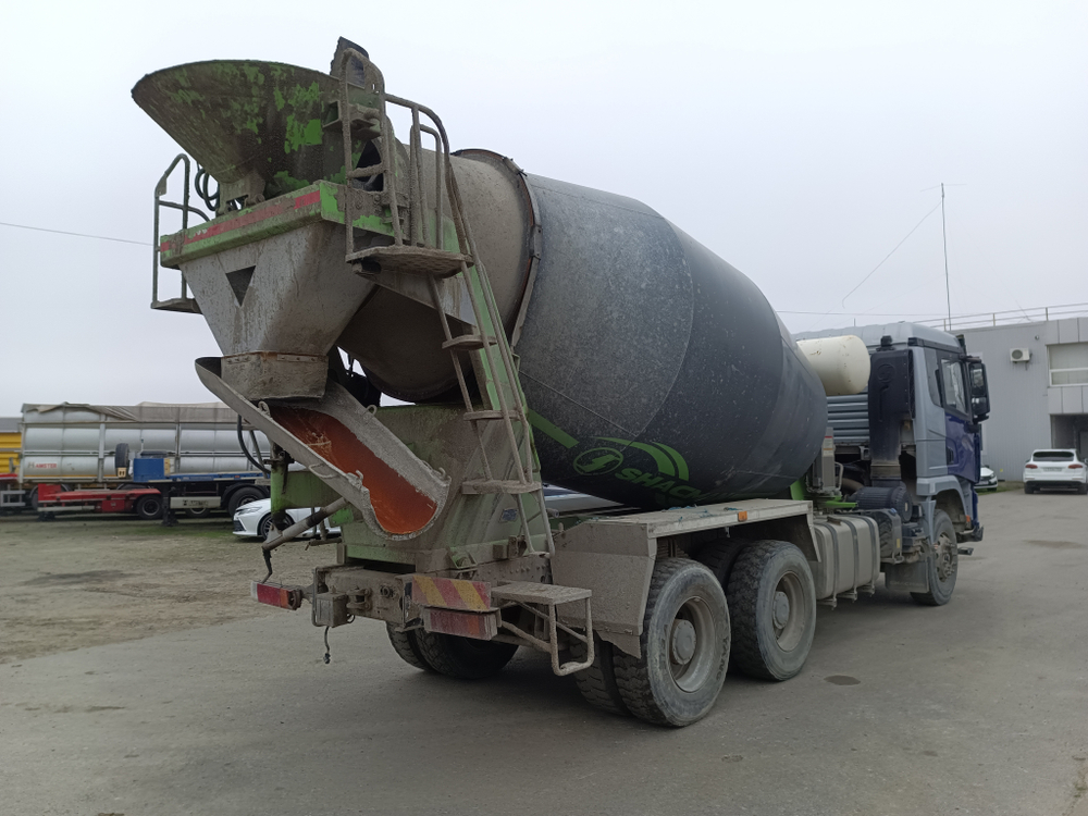 Shacman (Shaanxi) SX* 6x4 Автобетоносмеситель SX5258GJB6R384 (Дизельный, 9,7 л, 329 л.с., МТ)