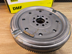 Двухмассовый маховик LUK  DSG 6 DQ250