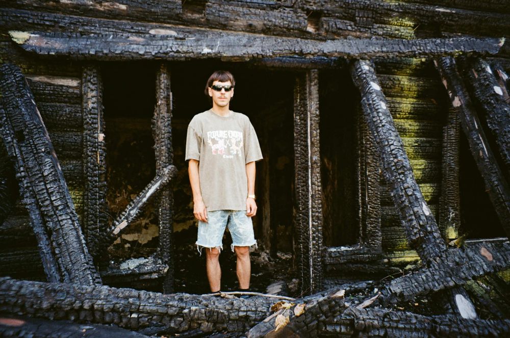 Купить Футболка Creepy Clothing Утопия зеленая Футболка Creepy Clothing Утопия зеленая