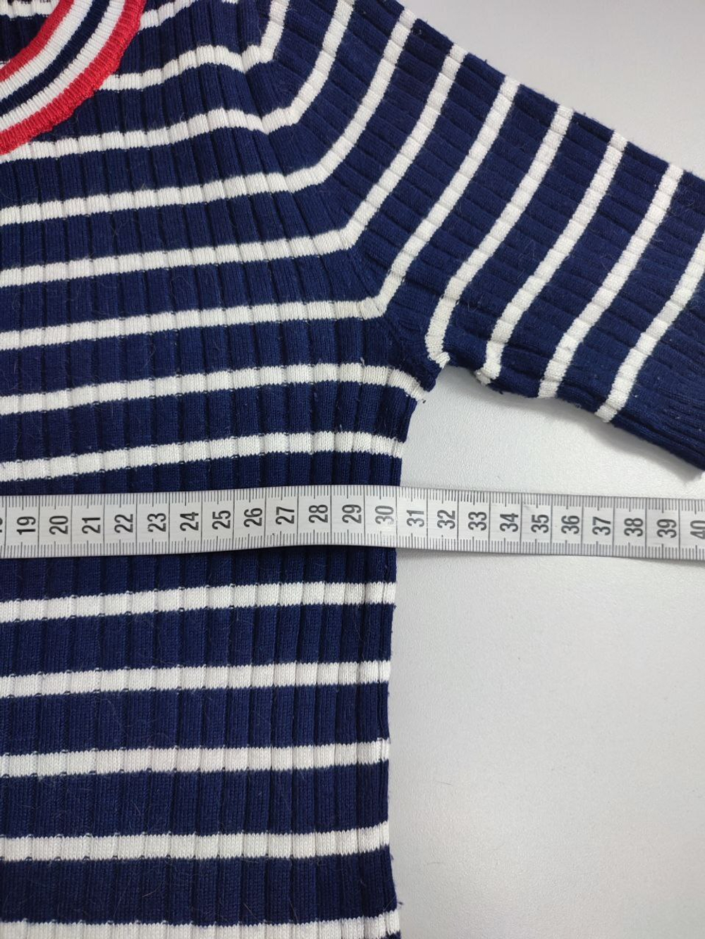 Футболка Modis стилльная 40 размер