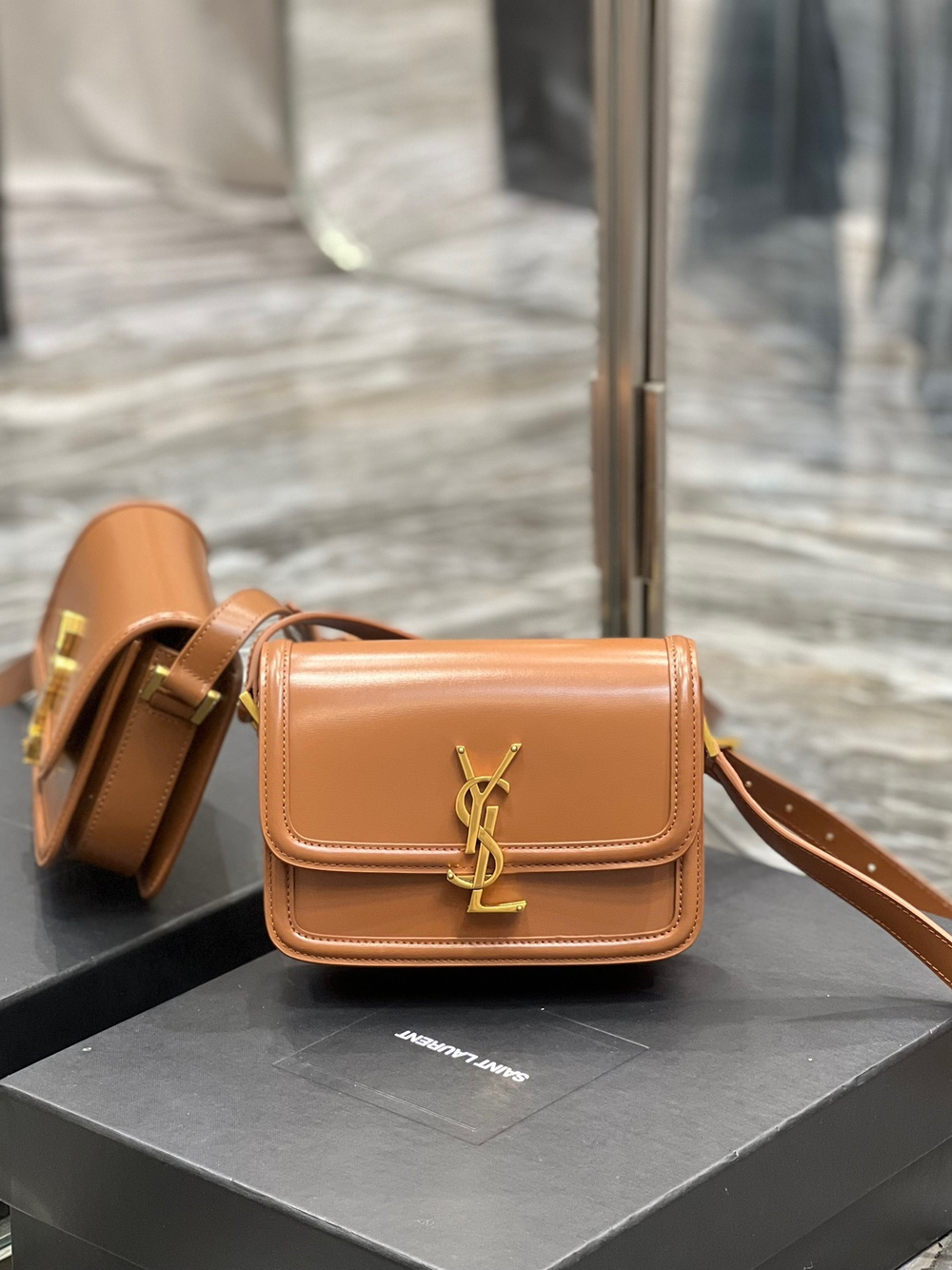 Saint Laurent Solferino 18 cm