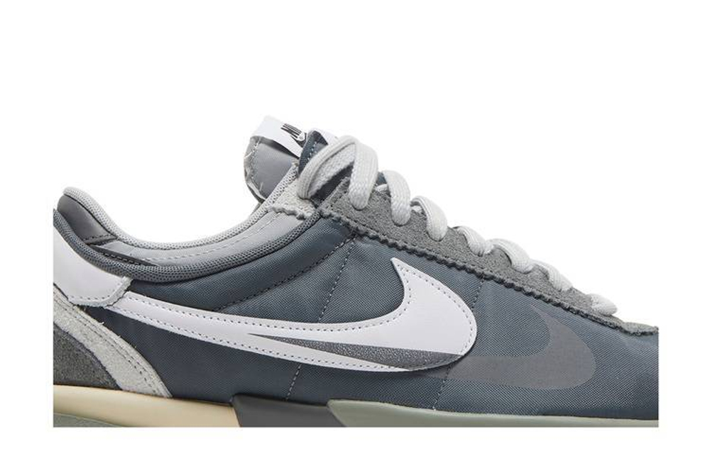 Кроссовки Sacai X Nike Cortez