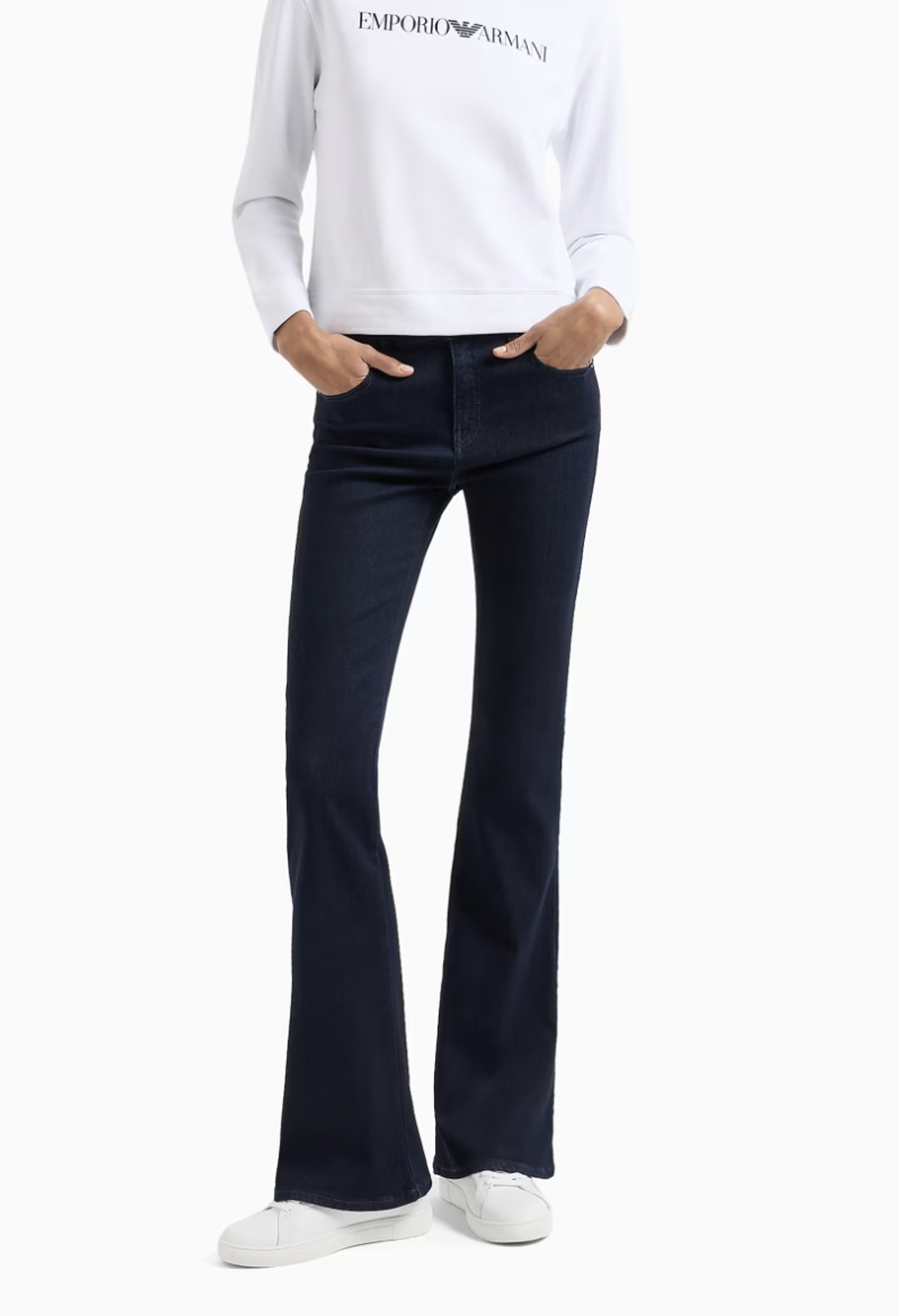Расклешенные женские джинсы Emporio Armani J47 Slim Fit из вискозного денима — брендовая одежда из Италии