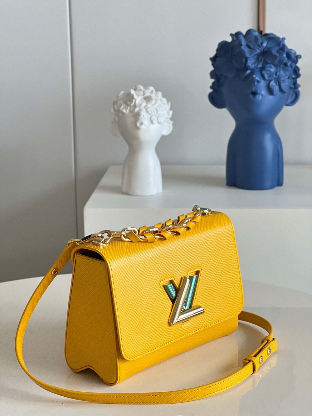 Louis Vuitton Twist MM
