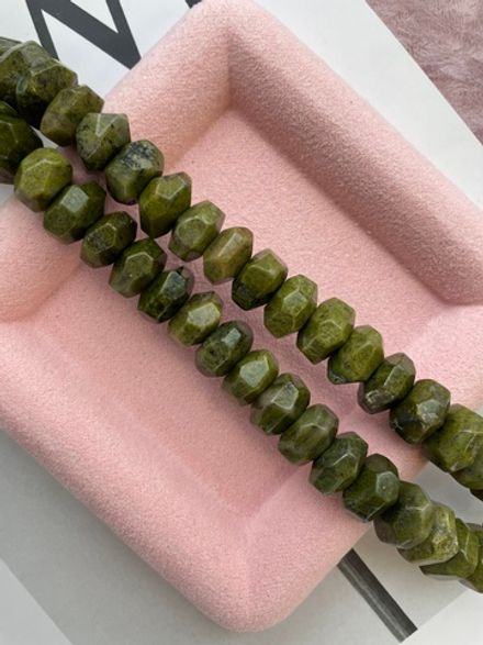 Бусины из серпентинита 14х8мм (1 штука)