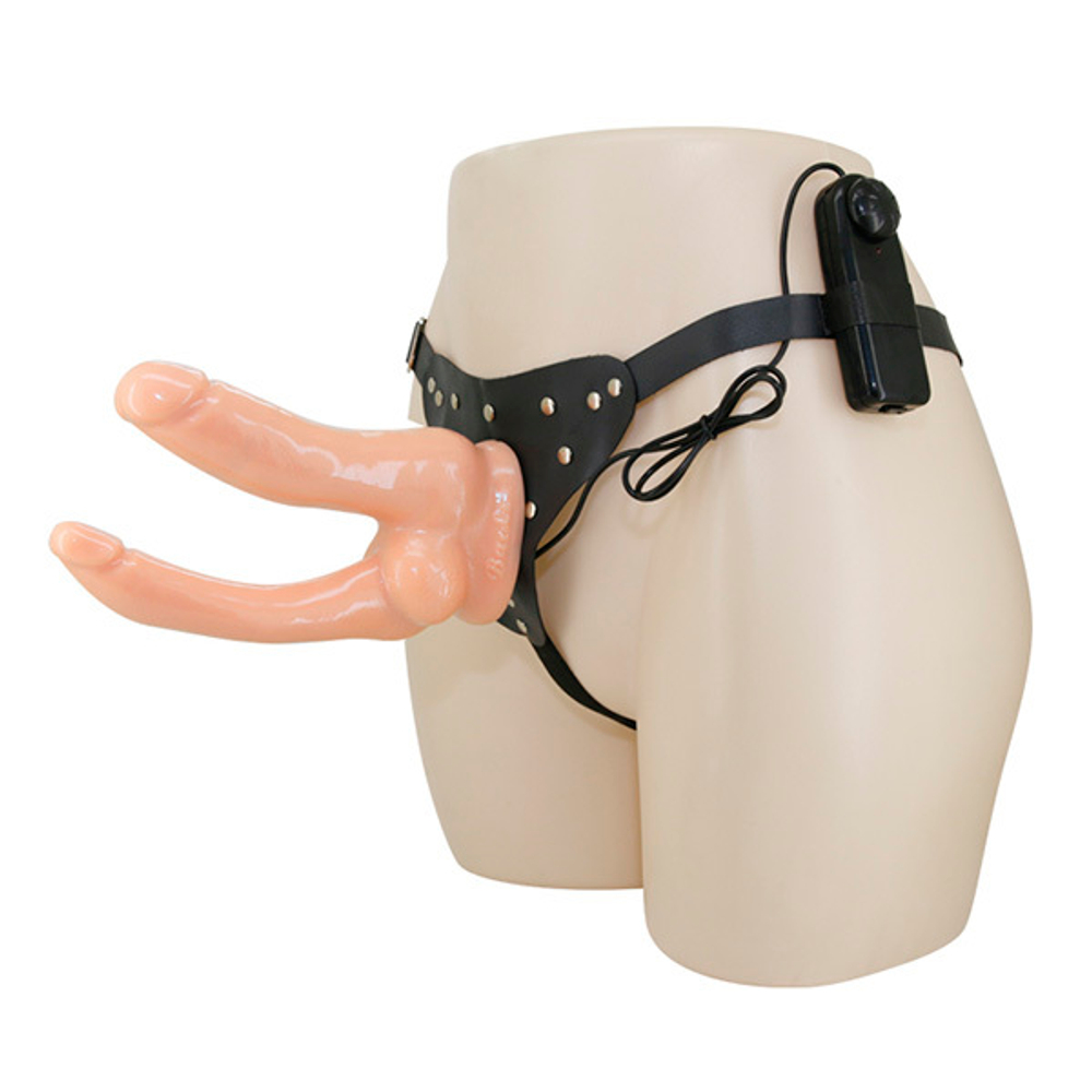Женский вибрострапон для двойного проникновения Baile Jessica Strap On BW-022029
