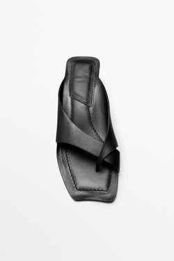 Massimo Dutti Кожаные сандалии на каблуке - STUDIO, черный