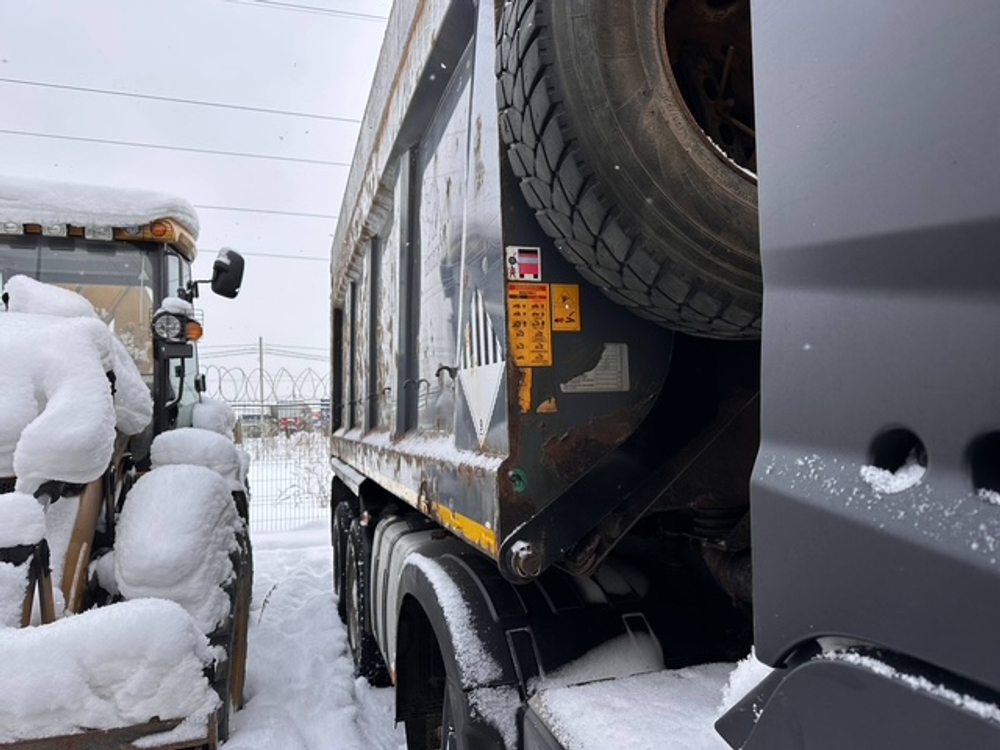 Renault K 8x4 Самосвал K 8x4 (Дизельный, 12,8 л, 449 л.с., АТ)