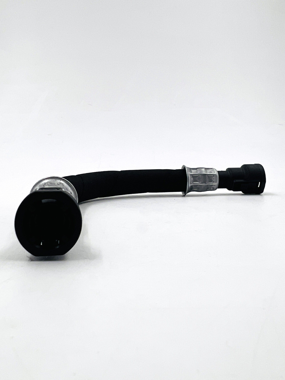 Шланг высокого давления ВАЗ 2123 Нива Шевроле к топливному фильтру