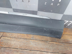 Накладка двери передней правой VW Tiguan 2 16-нв Б/У Оригинал 5NA854940P