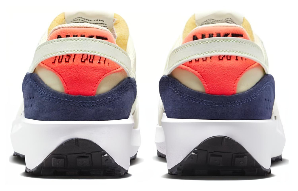 Кроссовки Nike Waffle Debut