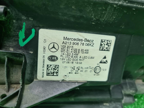 Битая Фара правая Mercedes E W213 (2016-2021) LED