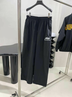 Костюм Balenciaga