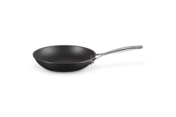 Le Creuset Сковорода с антипригарным покрытием 22 см.
