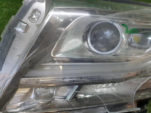 Битая Фара левая Toyota Alphard 3 (2015-2017) LED