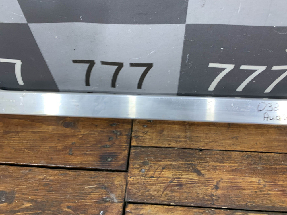 Усилитель переднего бампера Audi Q7 (4M) 15-нв Б/У Оригинал 4M0802507D