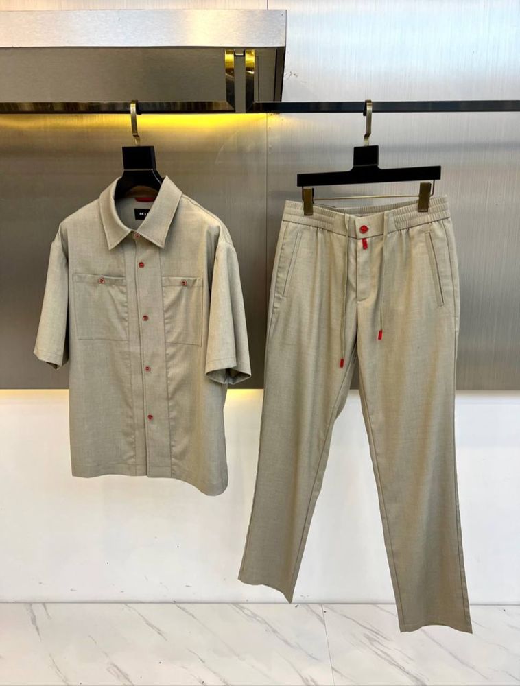Прогулочный костюм Kiton