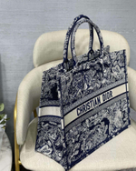Christian Dior Book Tote 42 cm